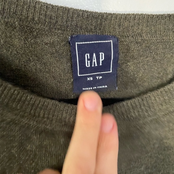 Gap Short Sleeved Sweater - Picture 3 of 7